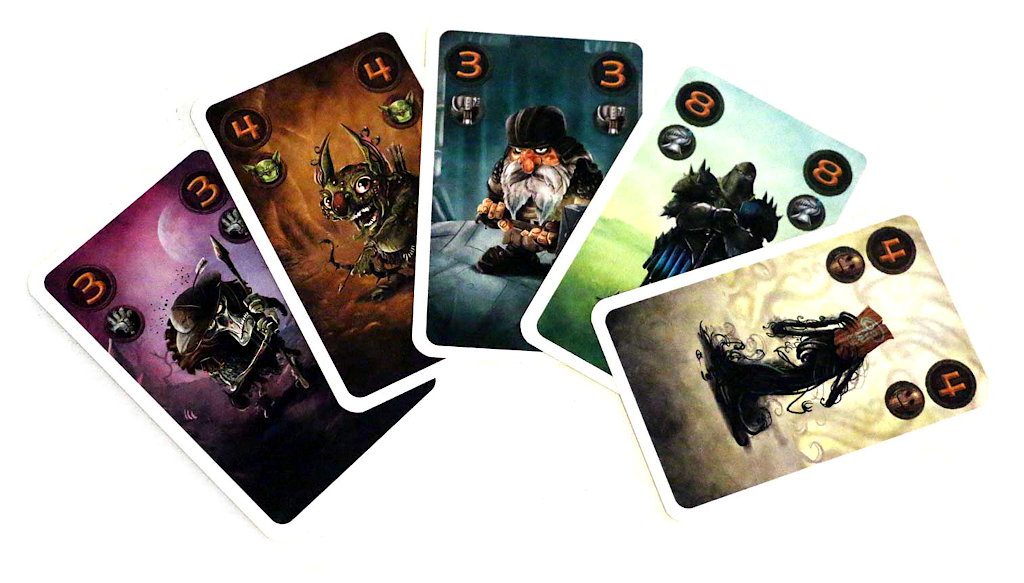 claim_componentes-2_juego_de_cartas_toptoys